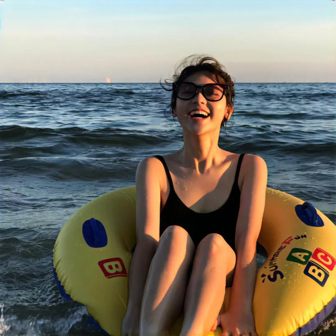 叛世情花海报