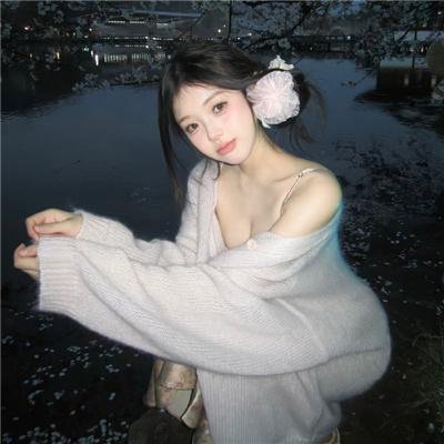 巴黎艳妹海报